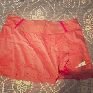 Altra running skirt